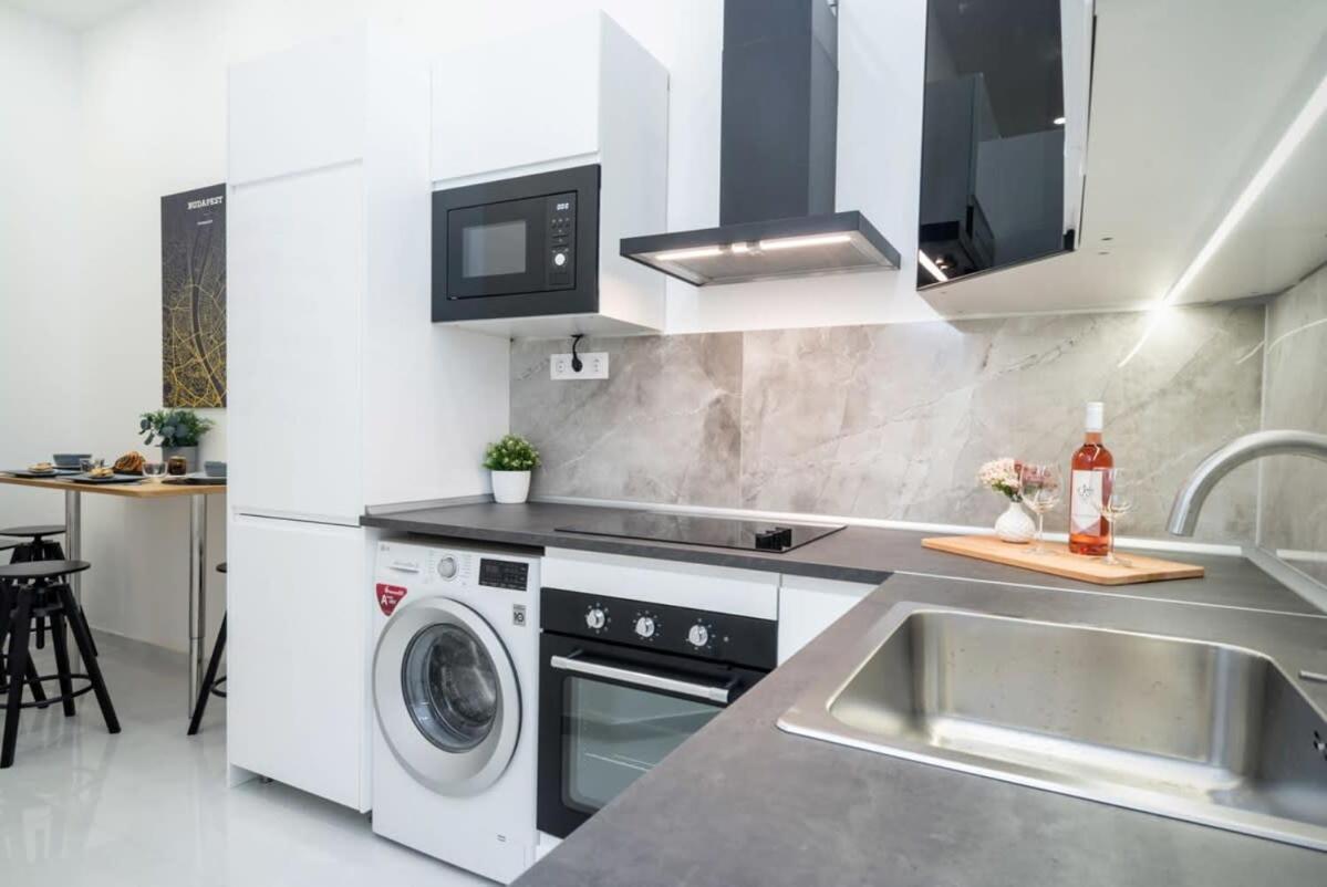 New Home At Exlusive Central Location بودابست المظهر الخارجي الصورة
